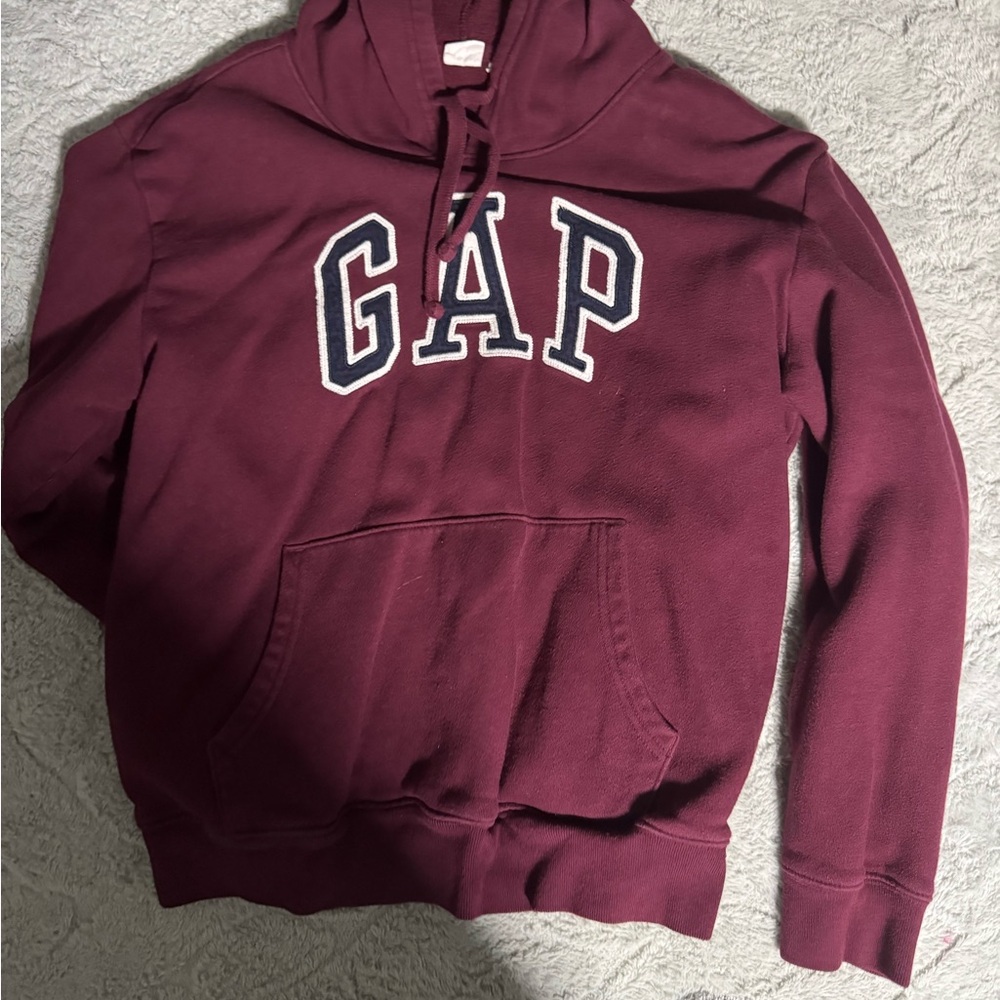 GAP Burgundy Sweatshirt